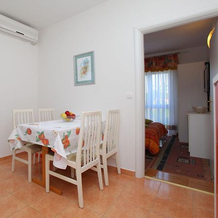 Apartments Jole Vrboska Zewnętrze zdjęcie